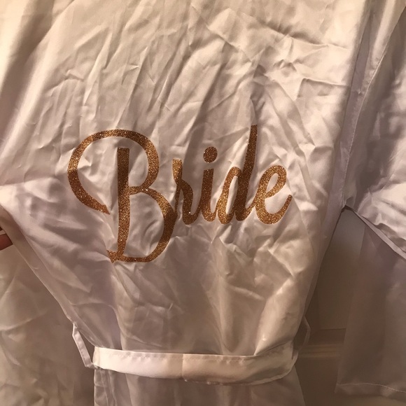 Bride Robe - Picture 2 of 3